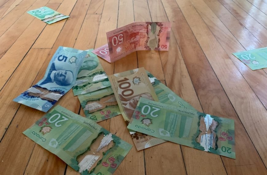 Photo money, gay, festivals